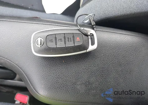 2025 Nissan Versa 1.6 Sv from USA, damaged, VIN 3N1CN8EV4SL838705